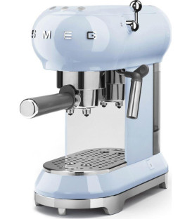 Cafetera espresso Smeg ECF01PBEU, azul celeste 50